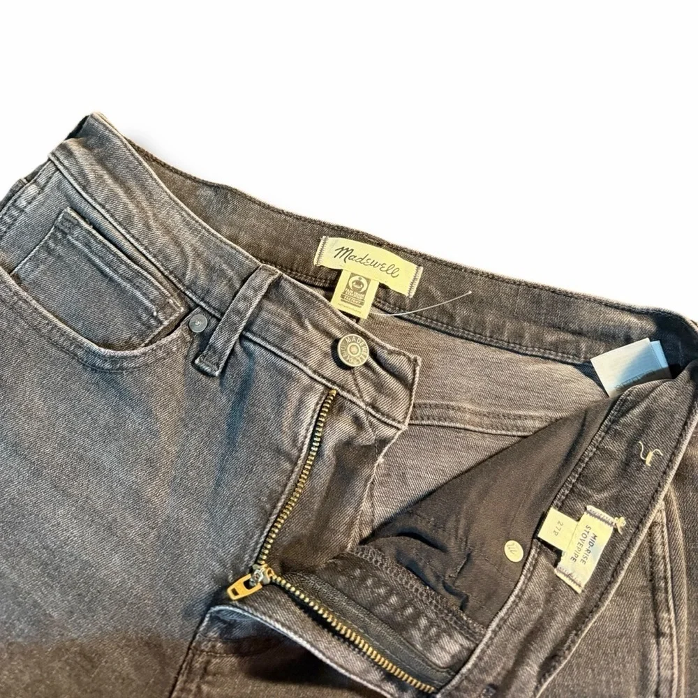 Madewell ‘Petite Mid-Rise Stovepipe Jeans in “Armand” Wash: Raw-Hem Edition 27P